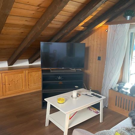 Dachwohnung In Der Mitte Von Laax-Dorf Εξωτερικό φωτογραφία